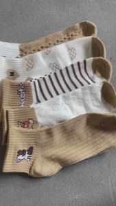 ถุงเท้าข้อสั้นเกาหลี ไซส์ผู้ใหญ่ เนื้อนุ่ม ใส่สบาย 1 เซ็ต 5คู่