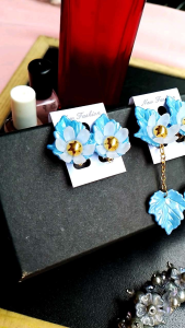 Anting jepit Anting hijab biru Anting tanpa tindik Anting fashion biru muda