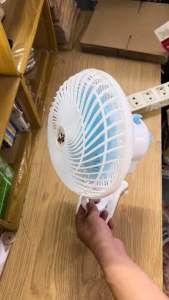 QUẠT ĐIỆN 220V KẸP XOAY 180 SIÊU MÁT 20W CAO 35CM