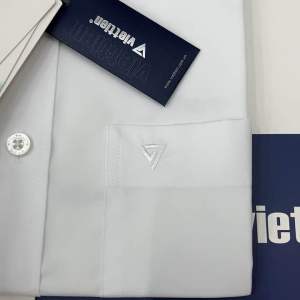 (8P2266)Áo sơ mi viettien ngắn tay lai ngang fom regular fit(ôm nhẹ )