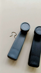 PUTARAN ATAU ENGKOLAN KACA MITSHUBTSHI  L-300 DIESEL HARGA 1 PCS