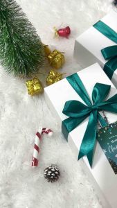 Hampers Natal Lilin Aromaterapi - Souvenir Christmas Reed Diffuser - Kado Natal - Gift Christmas Scented Candle - Hadiah Natal Unik - Aphrodite