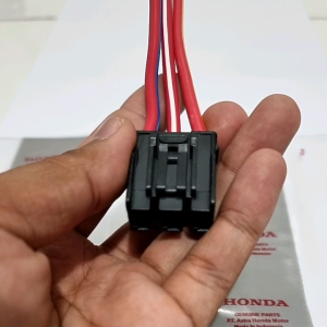 Soket ECU ECM ACG Pin 3 Honda Vario 125 & 150 PCX Asli