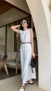 Dress เดรสยาวแขนกุดมาพร้อมเข็มขัดเข้าชุด เดรสยาวสีพื้นดำขาว