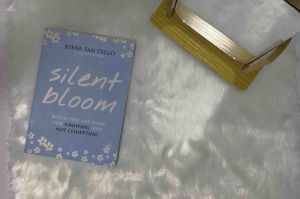 Premium Charmeuse Silk Scrunchies: 20 PCS & 50 PCS