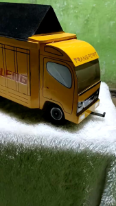 MINIATUR TRUCK OLENG FULL LAMPU JUMBO 45 CM