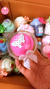 ชำร่วย คัพเค้กฝาโดม ชิ้นละ 16-17 บ. 12 ชิ้น