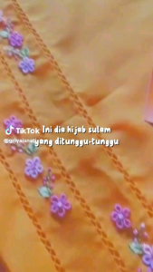 Hijab Segiempat Gardenia Sulam Rajut
