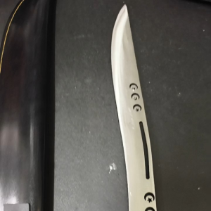 Golok unik berukir Bintang Bulan