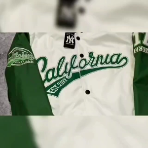 JAKET VARSITY NEWYORK CALIFORNIA TAG&LABEL