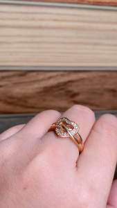 CINCIN GOLD LOVE BOLONG SILANG FULL PERMATA XUPING ANTI LUNTUR PERHIASAN IMPORT WANITA KEKIKINIAN