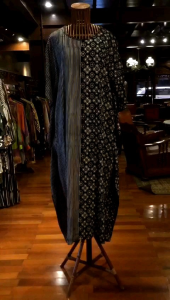 Alika Daily Kaftan: Busana Muslim Modis & Elegan