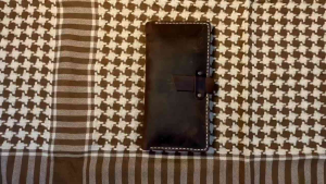 Dompet Custom Nama & Dompet Kulit Panjang: Pilihan Terbaik untuk Pria dan Wanita