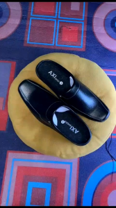 Sepatu Sandal Pria: Pilihan Modern dan Nyaman
