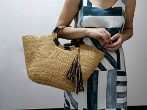 DaVee | Handmade woven straw bag beach bag beige shopping bag tote bucket bag