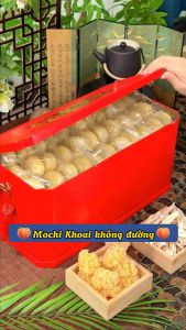 Bánh Mochi Khoai Môn tuyết mị nương với nhân 3 hương vị đặc trưng hoà quyện với 4 lớp bánh tạo nên chiếc bánh thơm ngon