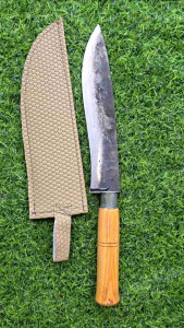 มีดแหลมมาดี มีดอเนกประสงค์ มีดเดินป่า แถมปลอก ใบมีดทำจากเหล็กแหนบ คม ด้ามไม้