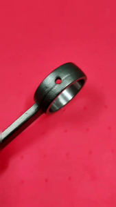 Angka 8 - Bagian Kasar Halus mesin jahit Obras Siruba 747/757F / Connecting Rod KP21 M.J.M-35188