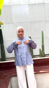 Blouse Pololinen Wanita: Pakaian Sehari-hari yang Nyaman