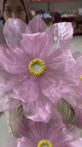 Bunga Teratai Giant Flower Bunga Hiasan Kain Organdi Model Bunga Teratai Dekorasi Pelaminan diameter 50cm