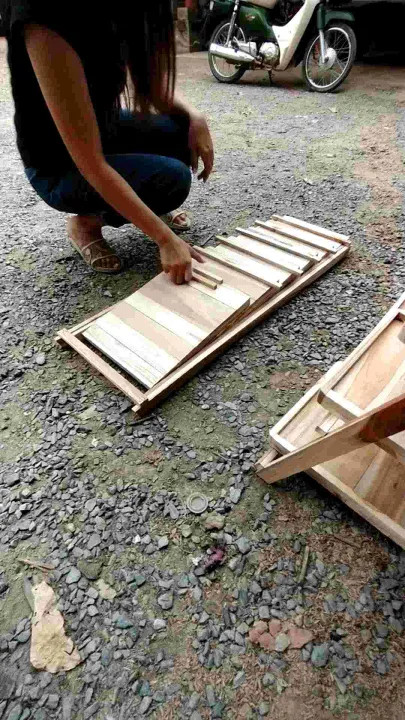 ชั้นวางของไม้สัก 6 ชั้น พับเก็บได้ สไตล์มินิมอล