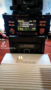 Máy phát nhạc không kèm Amply Panasonic. Giành cho xe 2013 2014 Nissan Altima bluetooth.aux.usb.