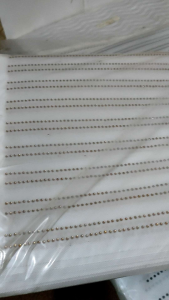 PAYET MOTE PRES MOTIF BARIS 3 MILI PANJANG 70 CM WARNA GOLD