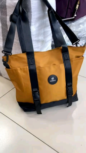 Totebag Wanita Terbaru dengan Selempang Bisa Dipakai - Bahan Nilon - Kulit