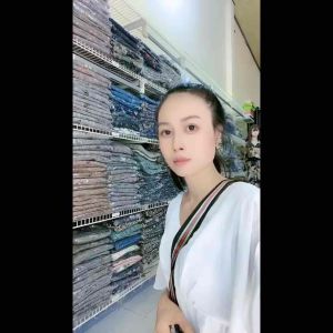 Jum cạp cao ống rộng họa tiết chấm bi không bao giờ lỗi mốt