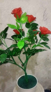 Pre-Order Bunga Mawar Plastik Kresek dengan Gradasi Warna