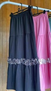 กระโปรงเด็กผู้หญิง กระโปรงยาว เอวยางยืด เนื้อผ้าไหมอิตาลี ผ้านุ่ม ใส่สบาย มีตั้งแต่ความยาว 26-32นิ้ว