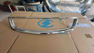 คิ้วหน้ากระจัง CHEVROLET COROLADO 2012 - 2015 ตัวล่าง