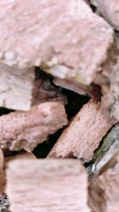 Kulit Pinus Cacah Steril 1kg: Media Tanam Alas Kandang Reptil