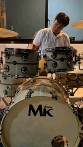 MK PROFESSIONAL FULL BIRCH SERIES DRUM SET LIMITED EDITION WHITE PEARL WITH 3D INLAY
