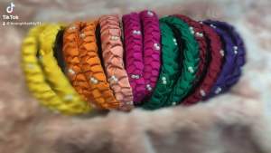 Bờm lụa Tết trơn điểm hạt