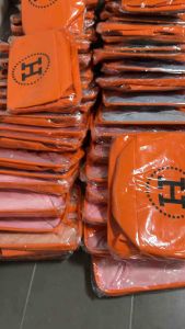 กล่องผ้าลาย H ตะกร้าอเนกประสงค์ ใช้ใส่ของ ตกแต่งบ้านให้ดูหรูหราขึ้น จุของได้เยอะ (มีสีให้เลือก!!!)