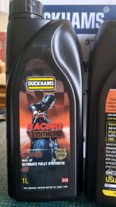น้ำมันเครื่องรถมอเตอร์ไซค์ DUCKHAMS(ดั๊กแฮมส์)Racing Synthetic 10w-50 เกียร์ธรรมดา