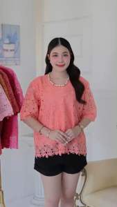 เสื้อลูกไม้ทั่งตัวมีซับในทั้งตัวอก36ถึง40นิ้ว42ถึง46นิ้วเนื้อผ้าดีใส่สบายจ้า