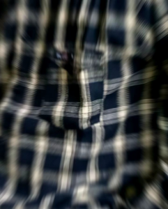 Kemeja Flanel Pria Wanita: Motif Terbaru & High Quality