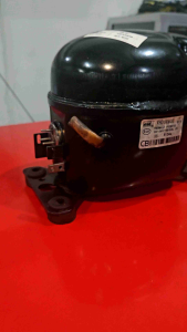 KOMPRESOR R134A 1/8PK UNTUK KULKAS 1PINTU VH30R40B