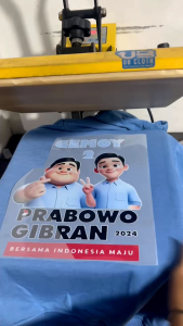 Sweater Hoodie Gemoy Prabowo Gibran 2 Bersama Indonesia Maju