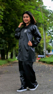 JAS HUJAN GRAVITY [SETELAN] TERBAIK Pria Wanita By Gravity Bahan Tebal Pvc 025 Anti rembes