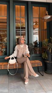 VEST NIRA ROMPI ATASAN WANITA POLOS