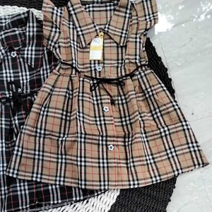 Pakaian Anak Perempuan Usia 1-2,5 Tahun: Tips Memilih & Memakai