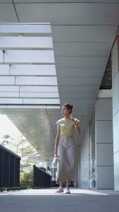 Rok Soft Jeans 7/8 By Caricia: Desain Modern & Nyaman