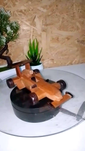 TERMURAH hiasan miniatur mobil F1 souvenir kayu