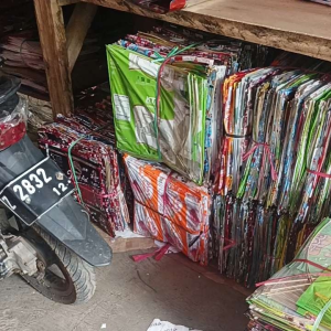 layangan plastik uk 58/1000pcs