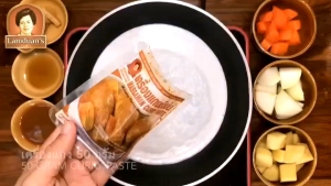 เซ็ตเครื่องแกง MASSAMAN CURRY PASTES SET 50g x 12 packs