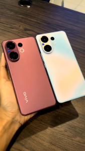 VIVO V60 5G RAM 8 + 8/256 GB ZEISS IP68 IP69 TELEPHOTO 6.500 MAH original garansi resmi bisa lazada paylater