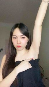 Combo lăn nách Dove và serum dưỡng sáng mờ thâm Dove 40ml 3% Niacinamide + 10X Collagen ngăn mùi hôi nách và dưỡng sáng mờ thâm vùng da dưới cánh tay hiệu quả giúp bạn thơm thơ và tự tin suốt một ngày dài.